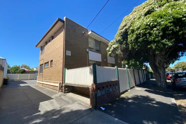 2/49 Collier Crescent