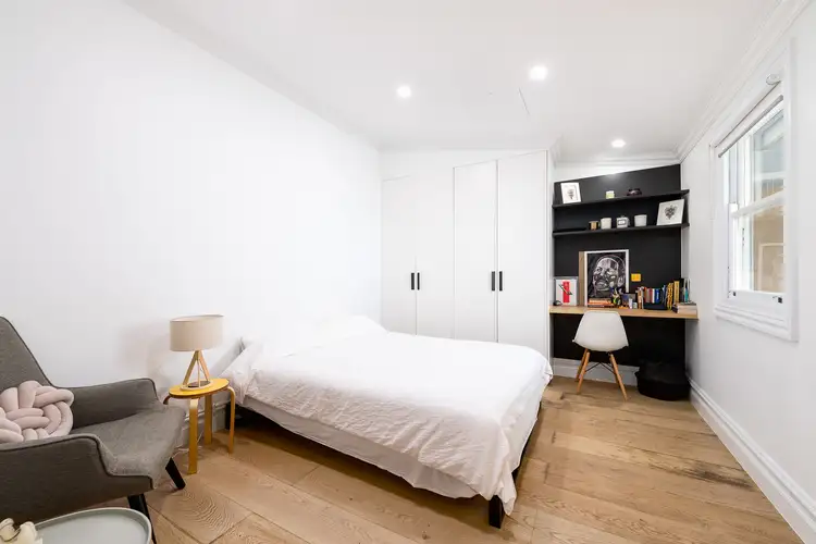 2/36 Grosvenor Crescent, Summer Hill NSW 2130