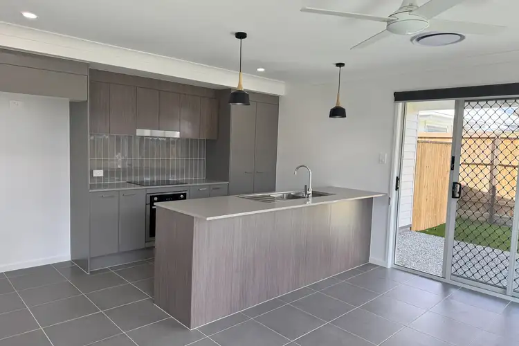 1/5 Vincent Crescent, Caboolture QLD 4510