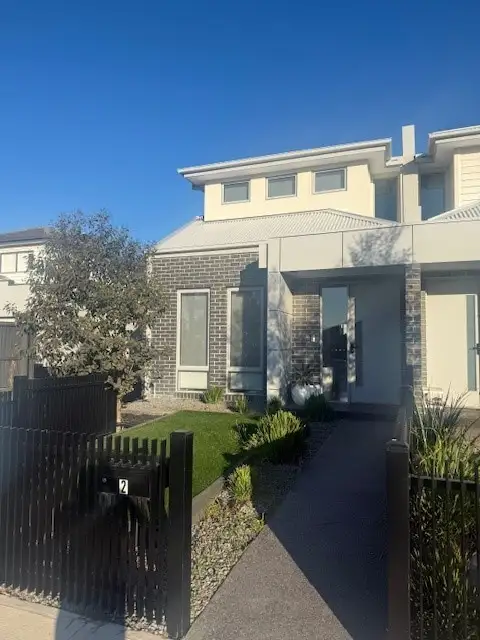 2/63 Rose Street, Altona VIC 3018