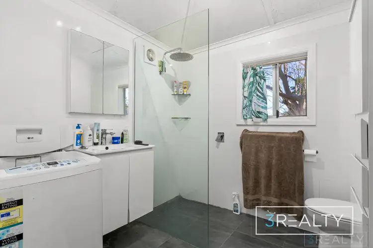 Fifth view of Homely unit listing, 2/727 Pacific Highway, Belmont NSW 2280
