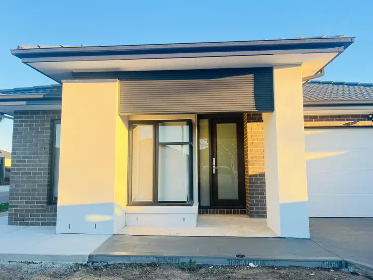 10 Iberia Street, Wollert VIC 3750