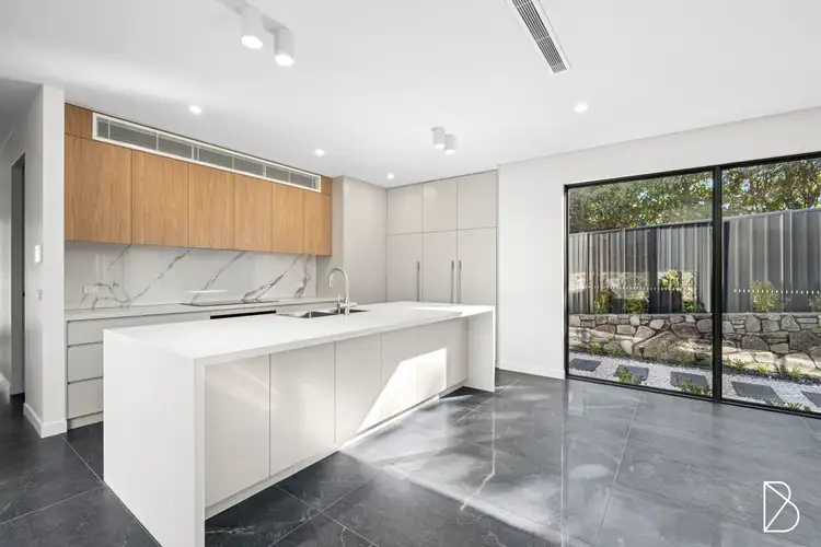 11A Beauchamp Street, Deakin ACT 2600