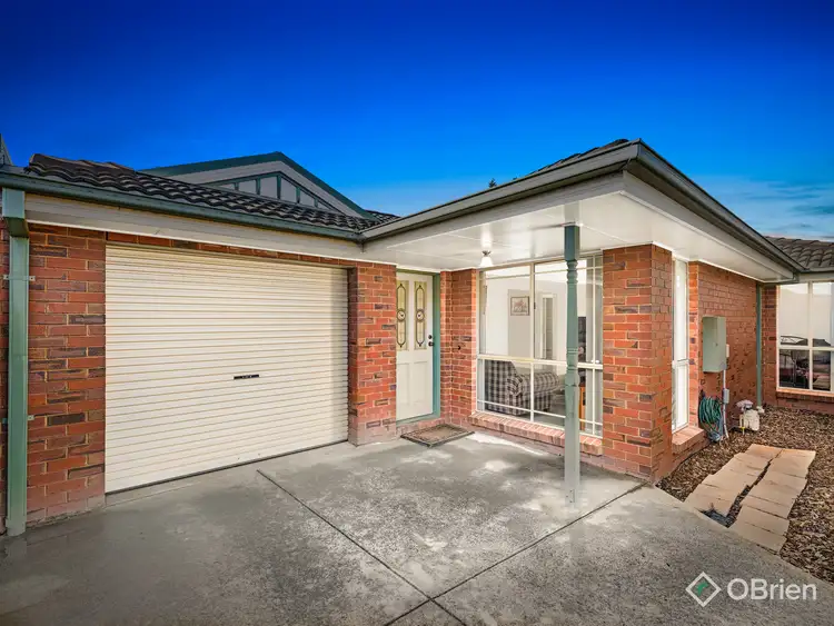 2/39 Songlark Crescent, Werribee VIC 3030