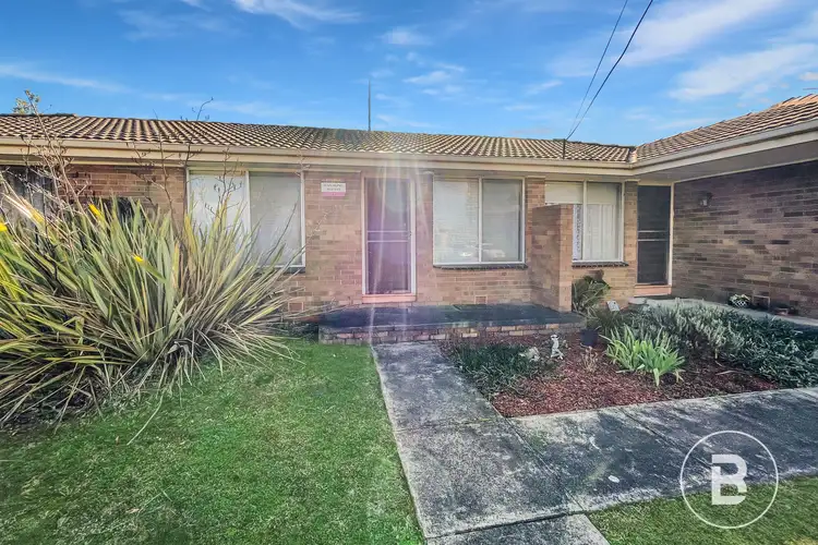 2/34 Marie Crescent, Wendouree VIC 3355