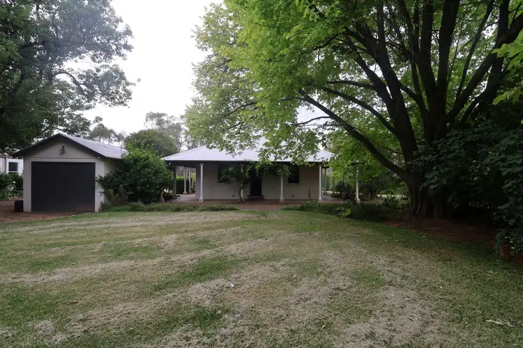 394 Oura Road, Eunanoreenya NSW 2650