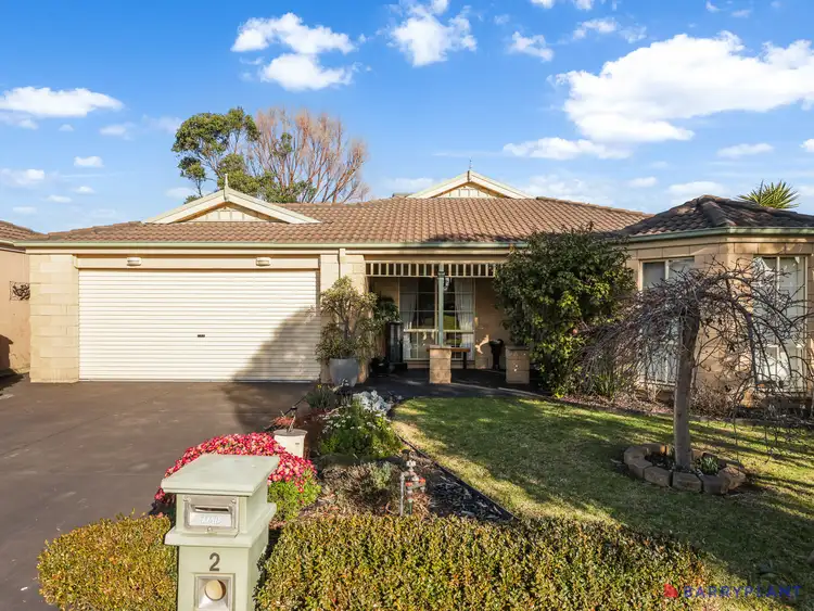 2 Roderick Close, Cowes VIC 3922