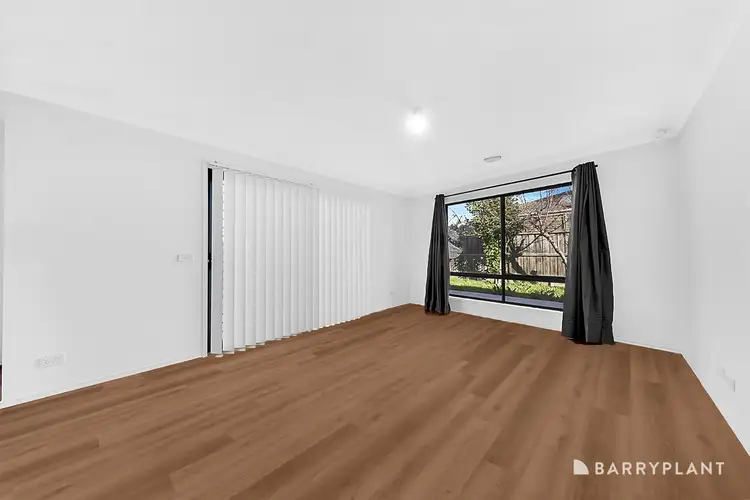 Fifth view of Homely house listing, 8 Clarence Way, South Morang VIC 3752