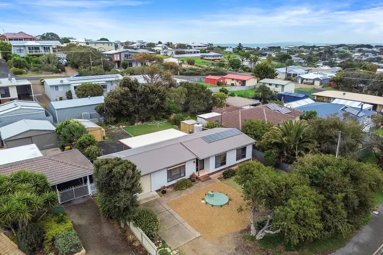 105 North Terrace, Port Elliot SA 5212