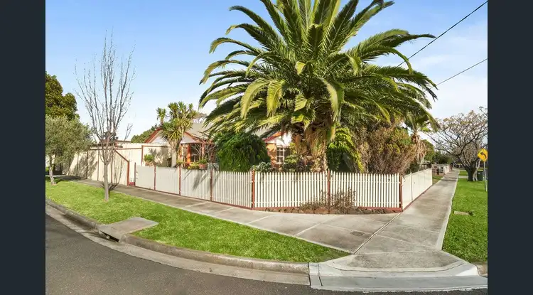 48 Fairfax Circuit, Albanvale VIC 3021