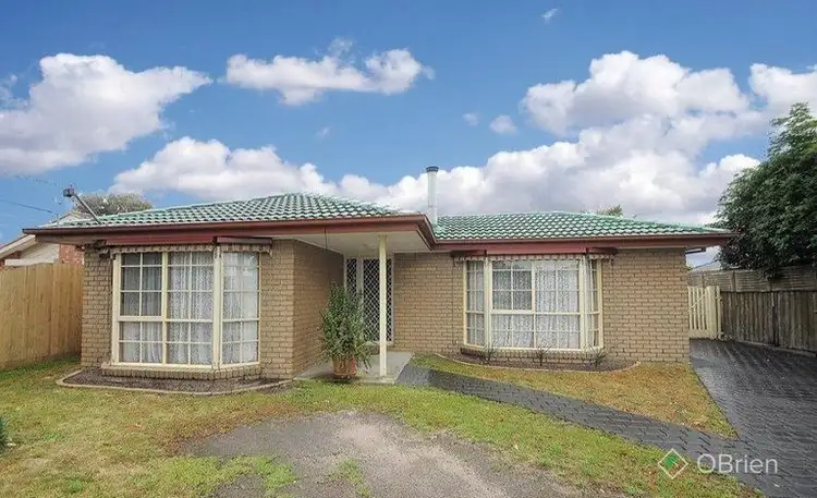 2 Lewin Street, Carrum Downs VIC 3201