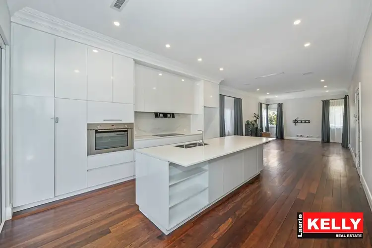12 O'neile Parade, Redcliffe WA 6104