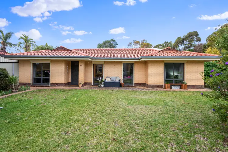 17 Hui Hui Drive, Happy Valley SA 5159