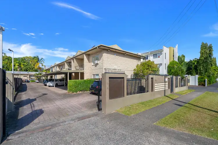 1/52 Pease Street, Manoora QLD 4870