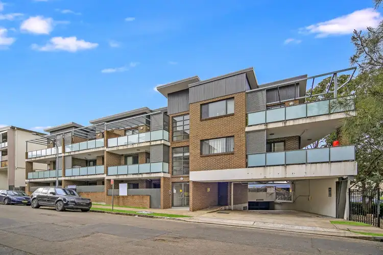 104/12-14 Howard Avenue, Northmead NSW 2152