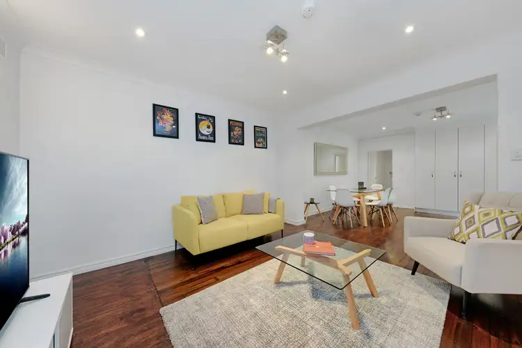 Third view of Homely apartment listing, 4/2 Waratah Street, Rushcutters Bay NSW 2011