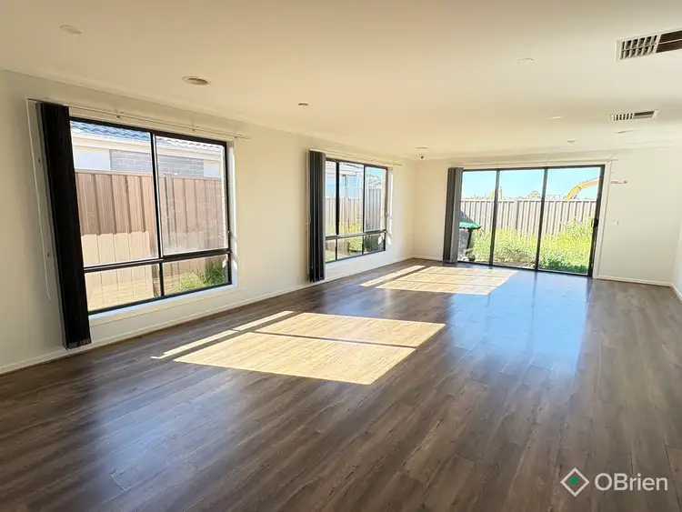 Third view of Homely house listing, 8 Slate Way, Cobblebank VIC 3338