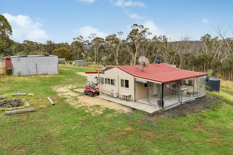 16 Camerons Road, Running Stream NSW 2850