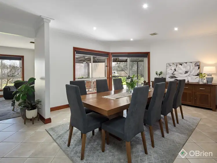 Sixth view of Homely house listing, 1A Lancelot Court, Drouin VIC 3818