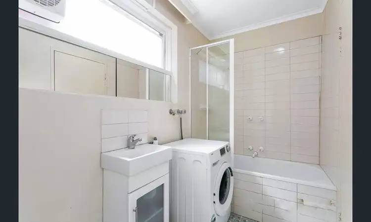 Seventh view of Homely apartment listing, 2/71 Auburn Road, Hawthorn VIC 3122