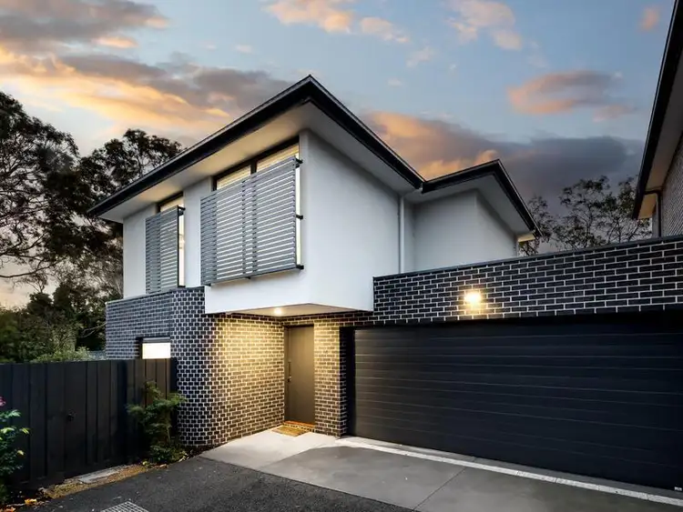 4/15 Edwards Street, Burwood VIC 3125