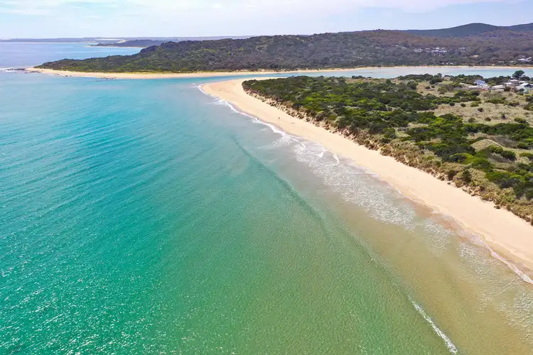 14 Davies Street, Weymouth TAS 7252