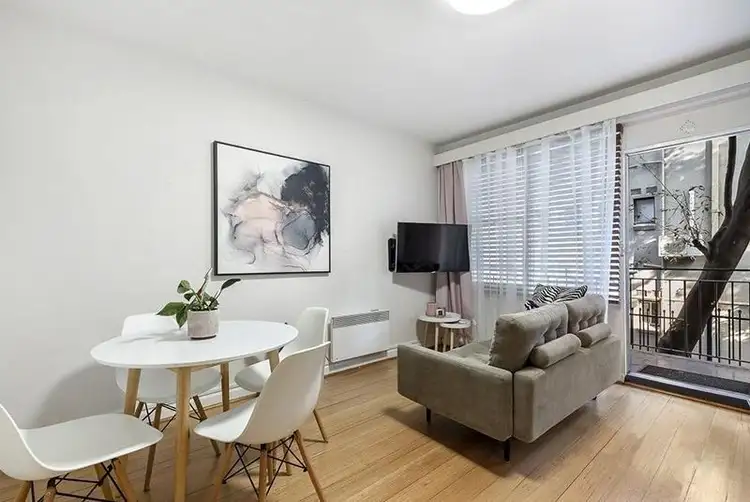 Main view of Homely apartment listing, 10/40 Waterloo Crescent, St Kilda VIC 3182