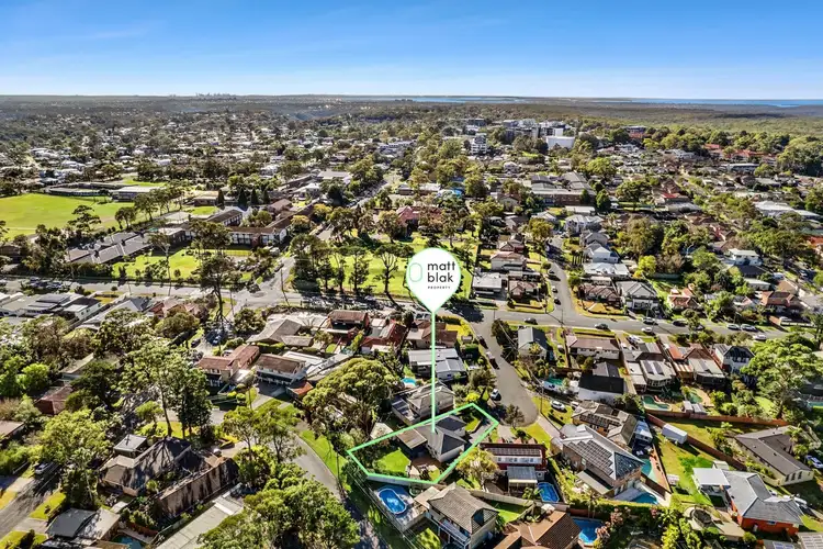 5 Conifer Place, Engadine NSW 2233