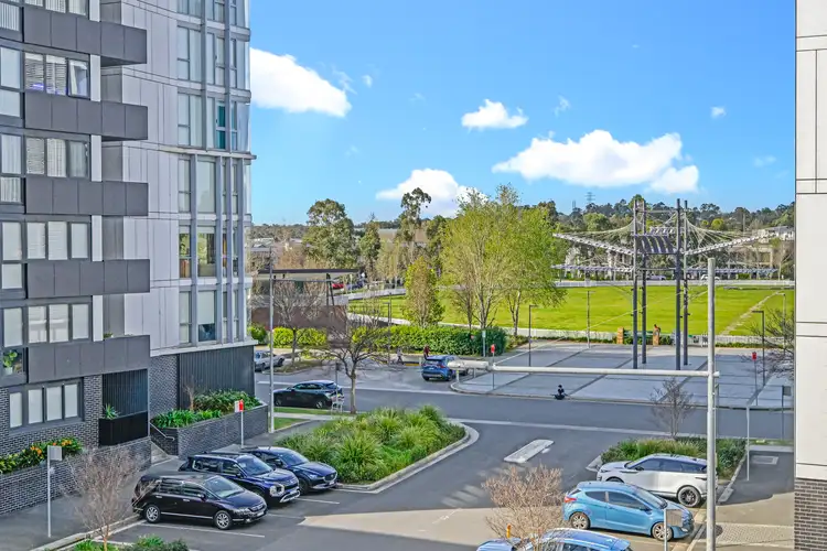 303/81C Lord Sheffield Circuit, Penrith NSW 2750