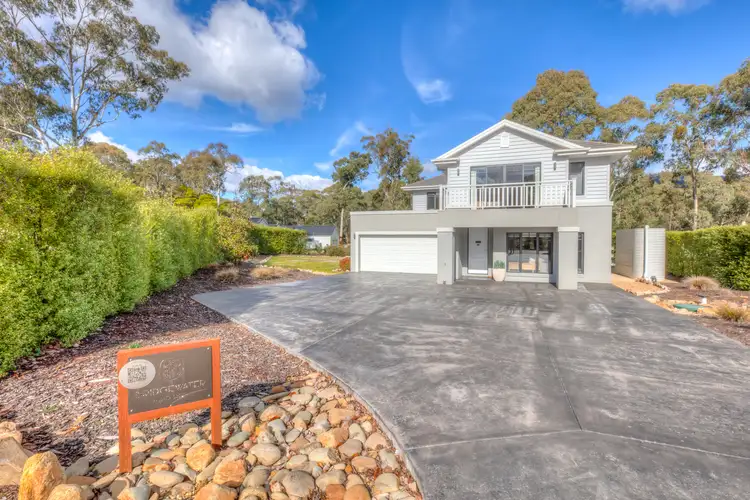 13 Lowen Drive, Bright VIC 3741