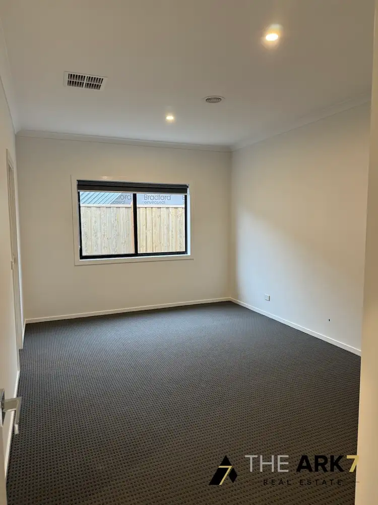 Fourth view of Homely house listing, 5 Spadefoot Place, Strathtulloh VIC 3338