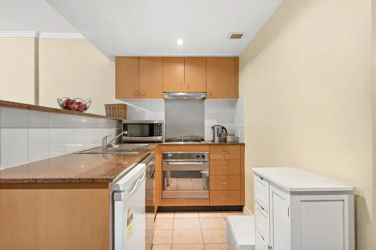 Third view of Homely studio listing, 202B/9-15 Central Avenue, Manly NSW 2095