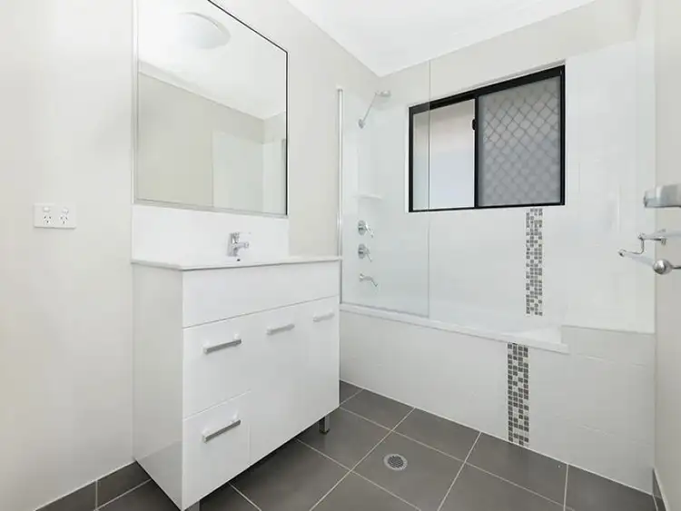 Fifth view of Homely unit listing, 6B Wakeboard Circuit, Kelso QLD 4815