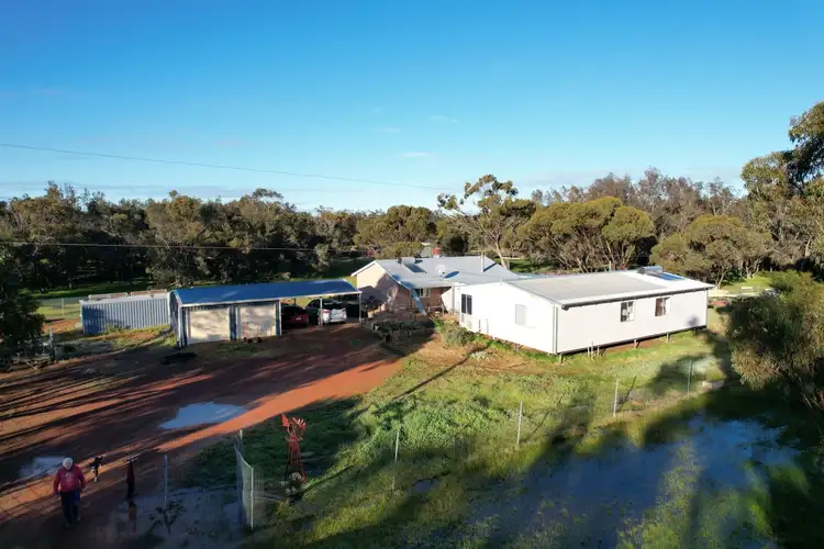 19 Quatermaine Road, Woodanilling WA 6316
