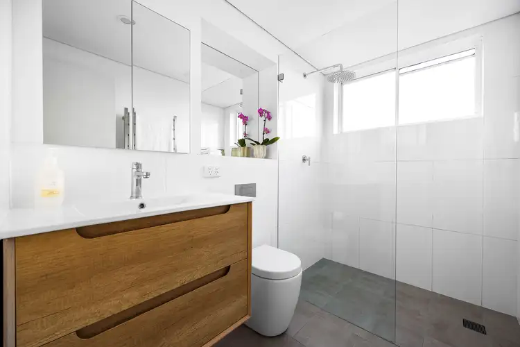 Fifth view of Homely unit listing, 4/3 Stuart Street, Collaroy NSW 2097