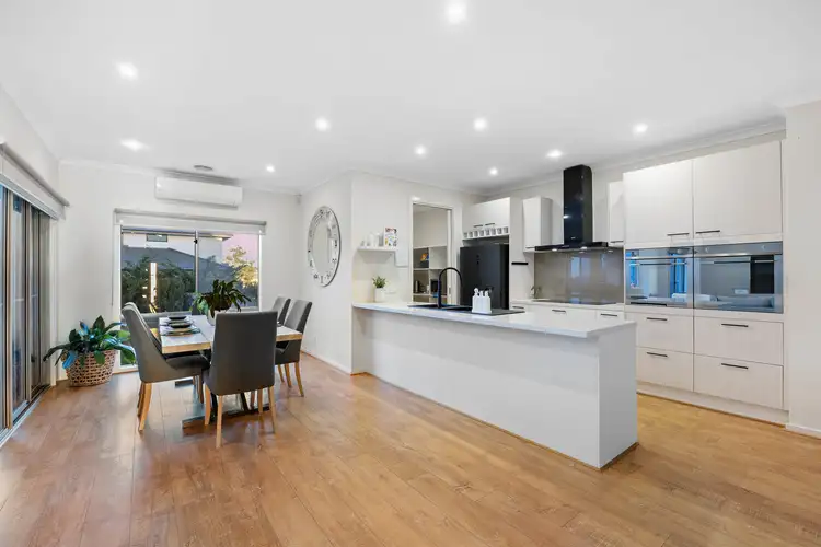 Fifth view of Homely house listing, 32 Beckview Crescent, Sunbury VIC 3429