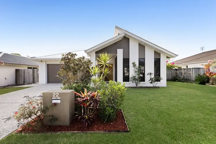 22 Forest Pines Boulevard, Forest Glen QLD 4556