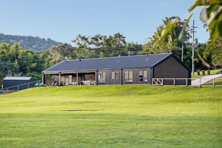 9 Saunders Drive, Cooran QLD 4569