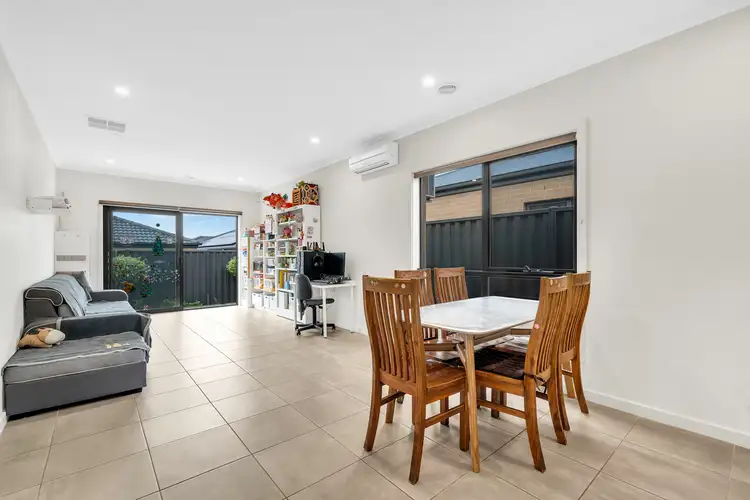 Second view of Homely house listing, 39 Positano Circuit, Berwick VIC 3806