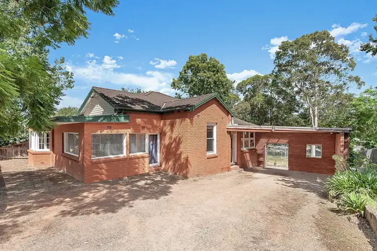 14 Hinemoa Avenue, Normanhurst NSW 2076
