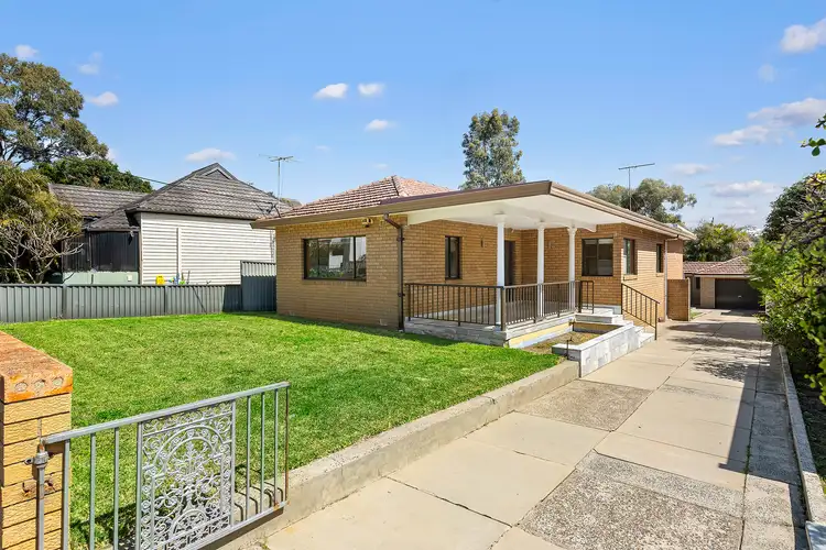 15 Hannam Street, Turrella NSW 2205