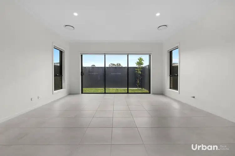 Sixth view of Homely house listing, 386 Tenth Avenue, Austral NSW 2179