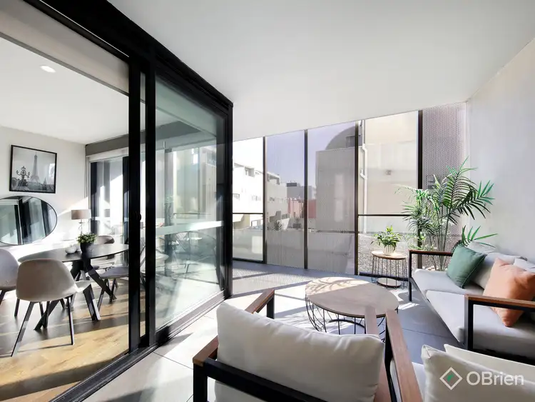 102/89 Atherton Road, Oakleigh VIC 3166