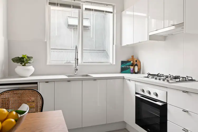 Sixth view of Homely apartment listing, 6/6 Closeburn Avenue, Prahran VIC 3181