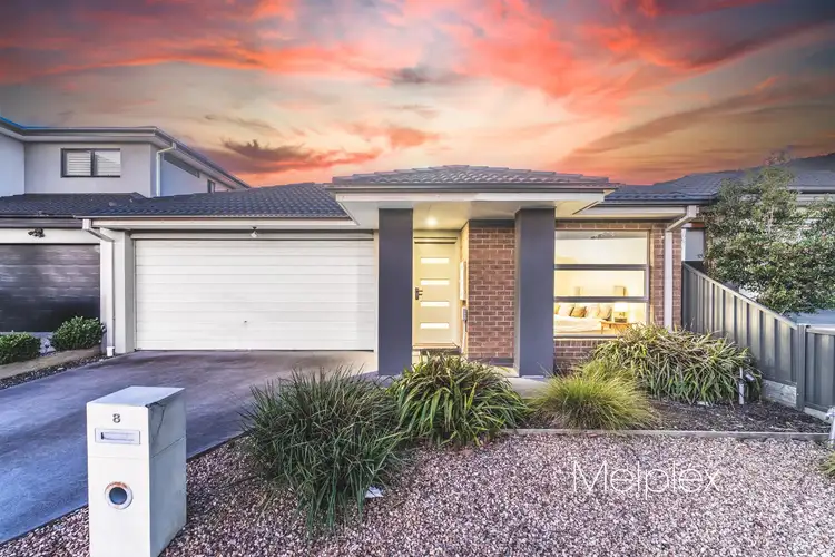 8 Ewing Avenue, Wollert VIC 3750