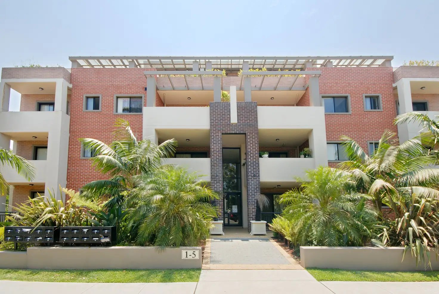 Main view of Homely unit listing, 3/1-5 Rutland Street, Allawah NSW 2218