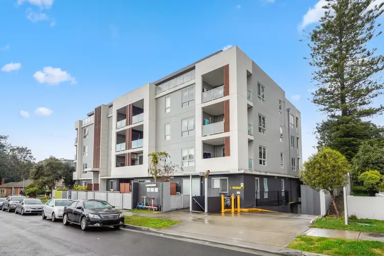 2/19-23 Booth Street, Westmead NSW 2145