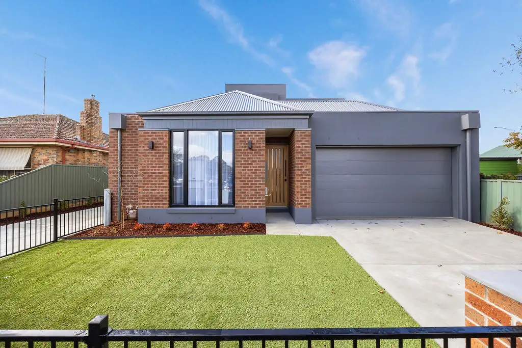 Main view of Homely house listing, 1/1002 Armstrong Street North, Ballarat North VIC 3350