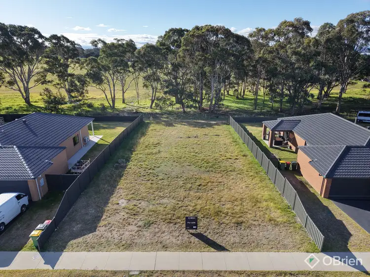 27 Houghton Crescent, Eagle Point VIC 3878