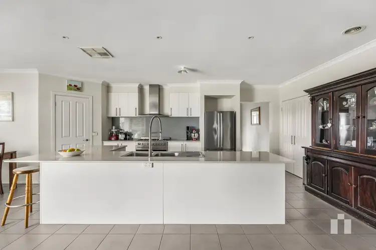 Fourth view of Homely house listing, 5 Merredin Circuit, Doreen VIC 3754